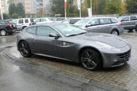 ferrari-grigia-garage-torauto-torino