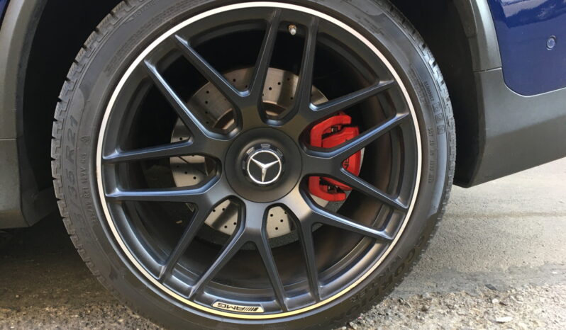 MERCEDES GLC AMG 63 pieno